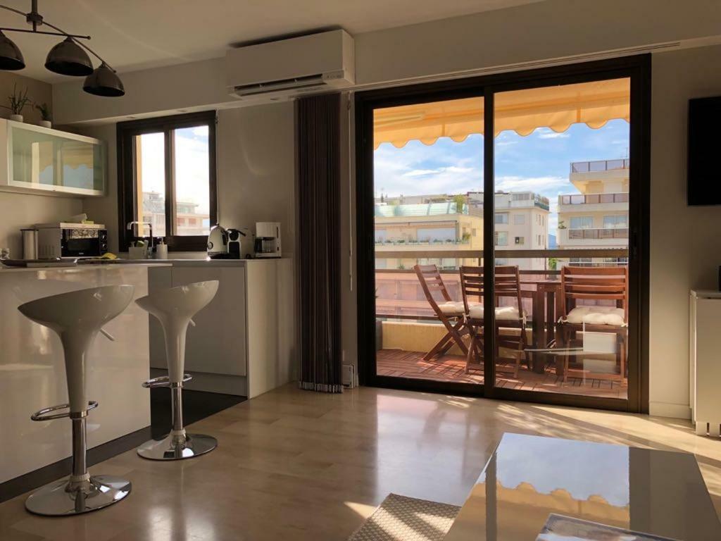 Appartement Residence Athena Кан Екстериор снимка